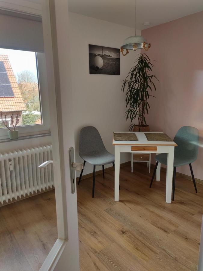 Ferienwohnung Alte Schule Ruhwarden Buitenkant foto
